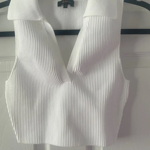 Quince White Ribbed V-Neck Crop Top - Picture 2 of 2